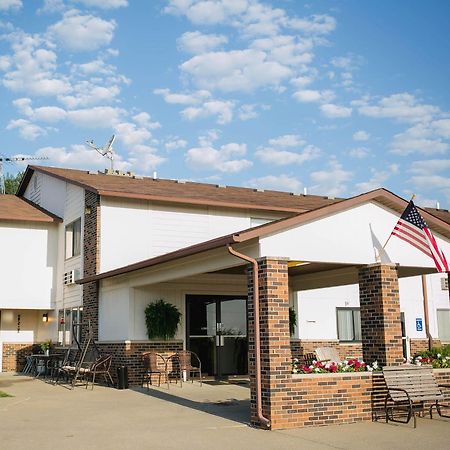 Covered Bridge Inn Winterset Exterior photo